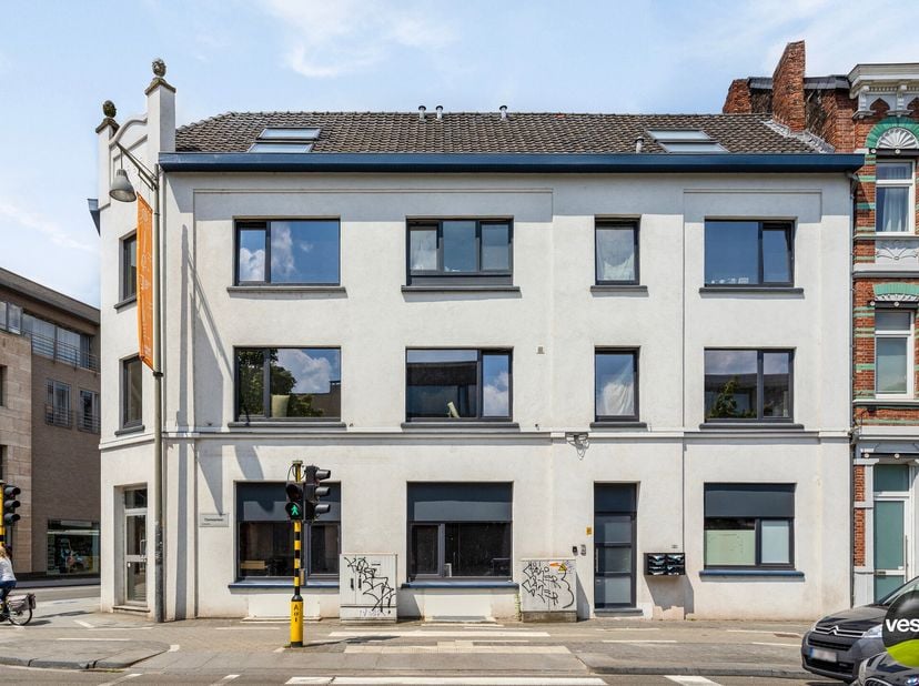 Bien professionnel à louer
                    à 3500 Hasselt