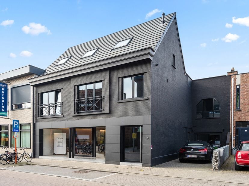 Bien professionnel à louer
                    à 2860 Sint-Katelijne-Waver