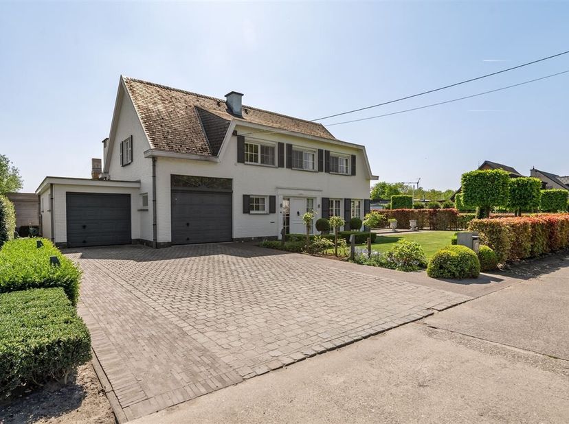 Maison à vendre
                    à 2861 Onze-Lieve-Vrouw-Waver