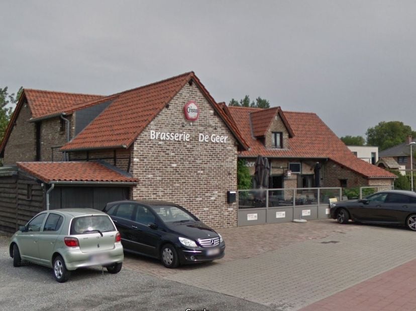 Goed draaiende horecazaak in een prachtig pand te huur. &lt;br /&gt;
&lt;br /&gt;
Instap klaar, kleine overname, geen woning, grote parking, mogelijkheid tot kind