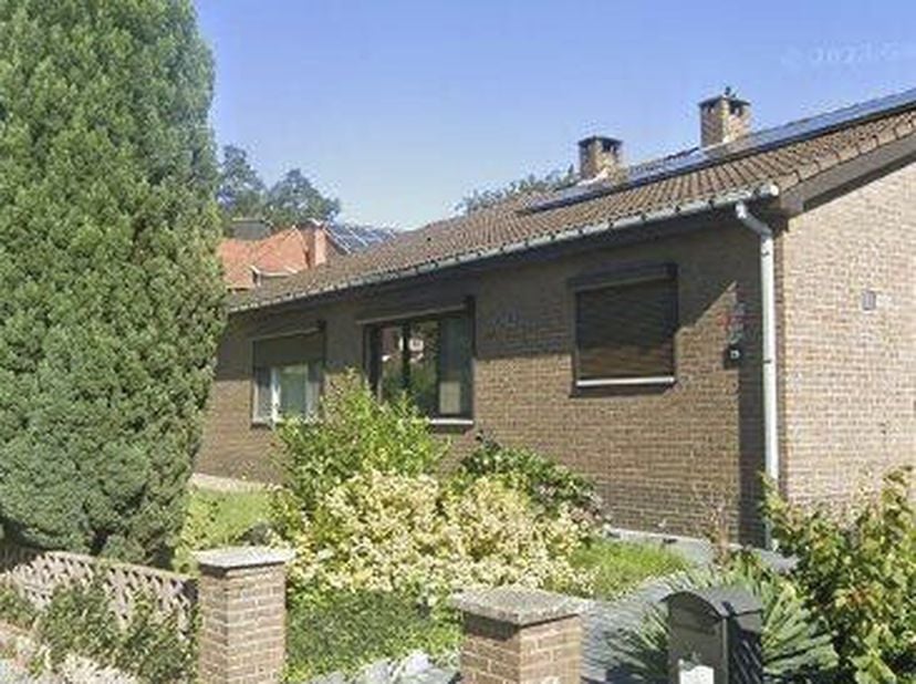 GERENOVEERDE WONING &lt;br /&gt;
 &lt;br /&gt;
Genk, Zandstraat 2B, HOB, in woongebied, sectie H, nummer 2/S/114_P0000, 5a60ca. &lt;br /&gt;
Vg, wg, gmo, gvkr, gvv.