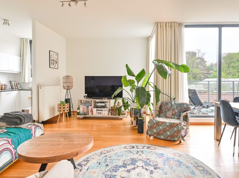 ERA CHATELAIN vous propose ce bel appartement en parfait état, idéalement situé dans un quartier privilégié, proche des commodités de la ville et à de