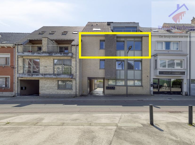 Appartement à vendre
                    à 9320 Nieuwerkerken