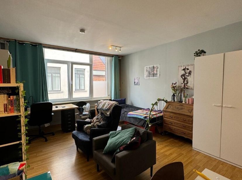 Appartement à louer
                    à 2000 Antwerpen