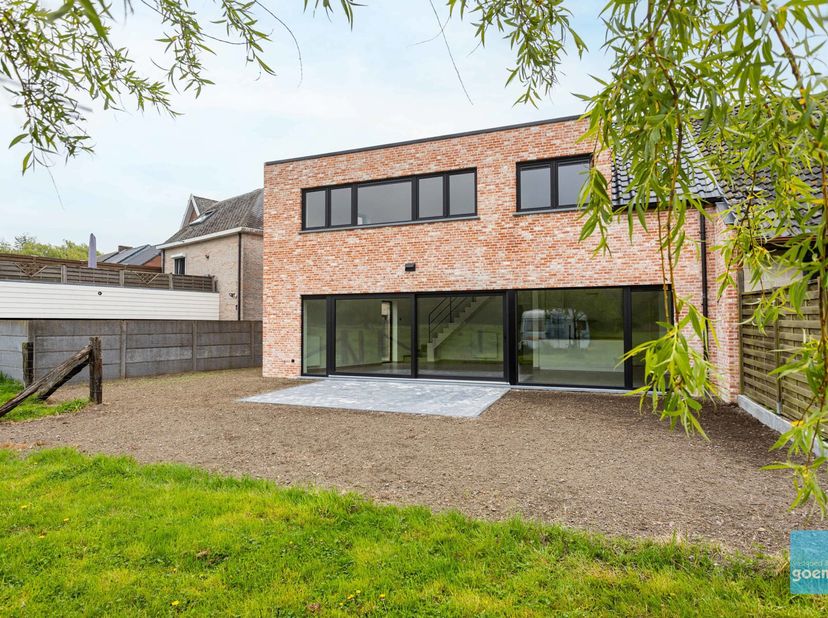 Maison à vendre
                    à 9260 Wichelen