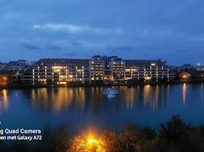 Villa-appartement met prachtig panoramisch zichtover het Zegemeer.