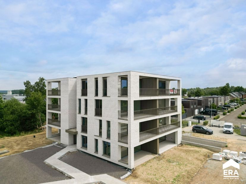 Kom zelf het comfort van dit appartement ervaren; het is niet alleen een slimme investering in de toekomst, maar vooral een plek waar het écht fijn wo