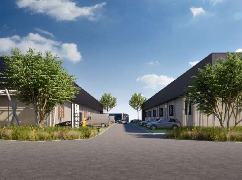 Gelegen in Braine-l&#039;Alleud, bereikbaar via de E19 (afrit 18) of de Ring R0 (afrit 24), op slechts 5 minuten van Nijvel en 15 minuten van Brussel, bied