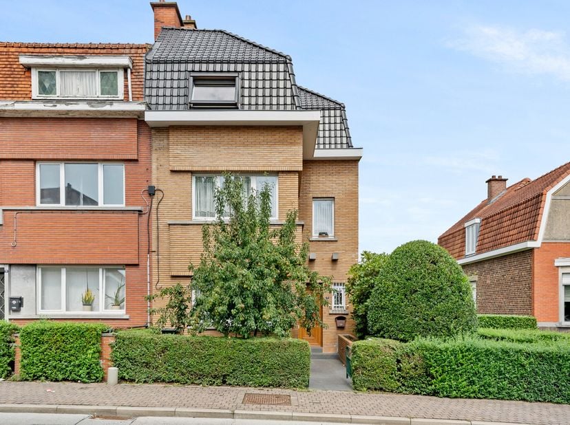 Maison à vendre
                    à 9600 Renaix