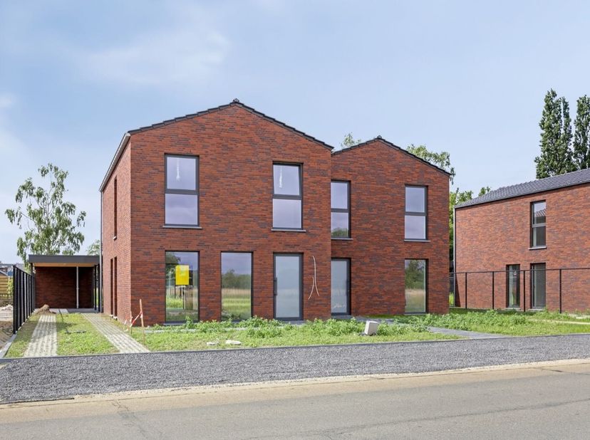 Huis te koop
                    in 3630 Opgrimbie