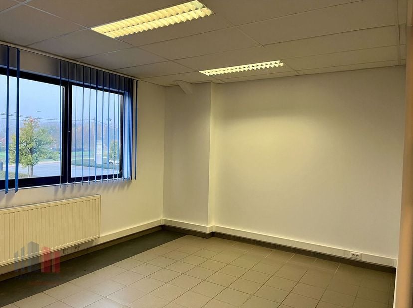 Bien professionnel à louer
                    à 3018 Wijgmaal