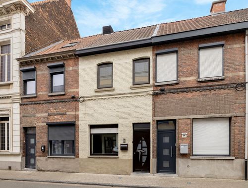                                         Maison à vendre à Sint-Niklaas, € 189.000
