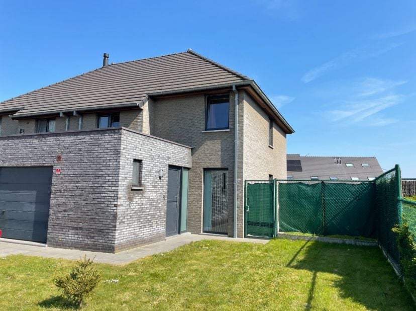 Maison à louer
                    à 8800 Roeselare