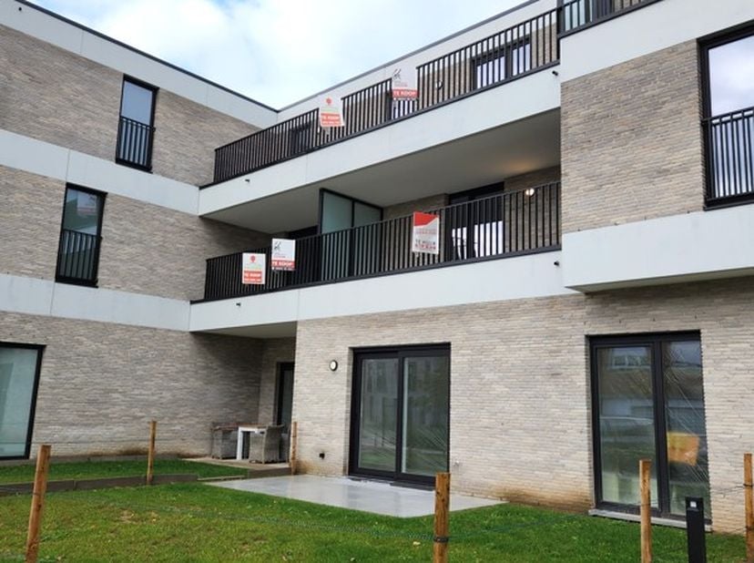 730 euro/ maand + 60 euro/maand gemeenschappelijke kosten&lt;br /&gt;
&lt;br /&gt;
Beschikbaar vanaf 01/06/2025!&lt;br /&gt;
&lt;br /&gt;
Een prachtig nieuwbouwappartement vo