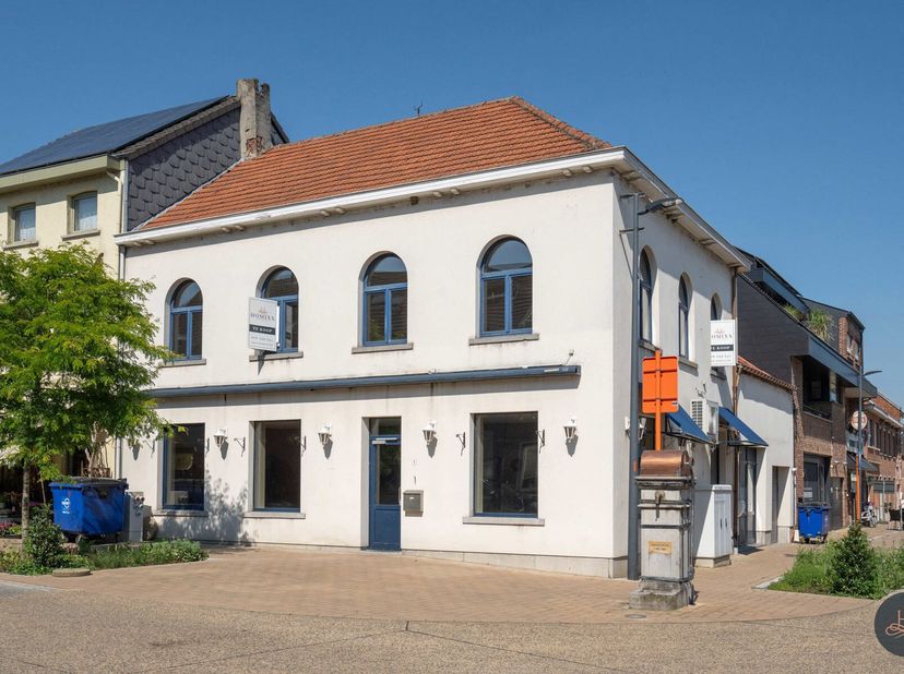 Bien professionnel à vendre
                    à 3130 Betekom