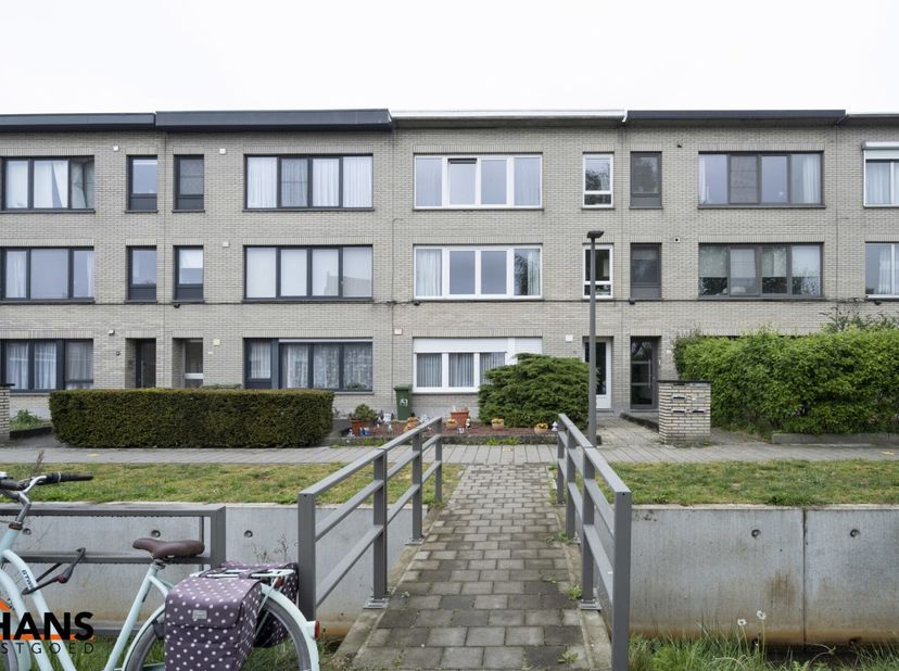 Appartement à louer
                    à 2180 Ekeren