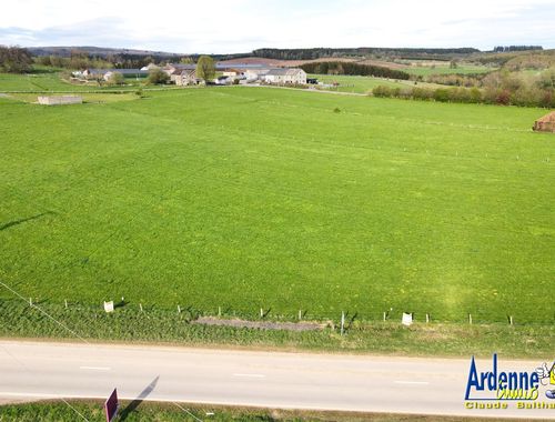                                         Bouwgrond te koop in Nadrin, € 68.000
