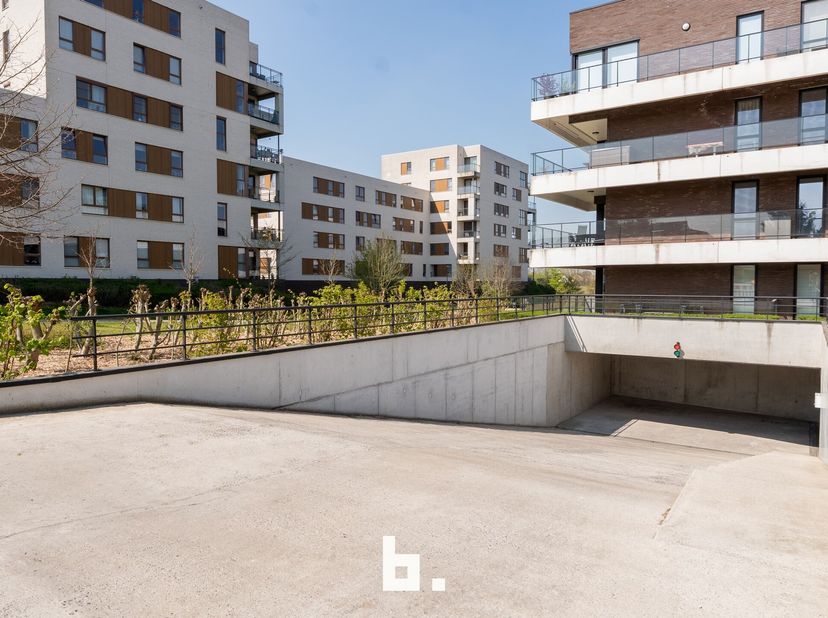 Garage à vendre
                    à 8930 Lauwe