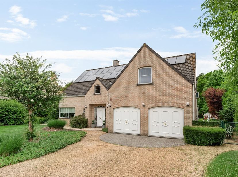 Maison à vendre
                    à 2960 Brecht