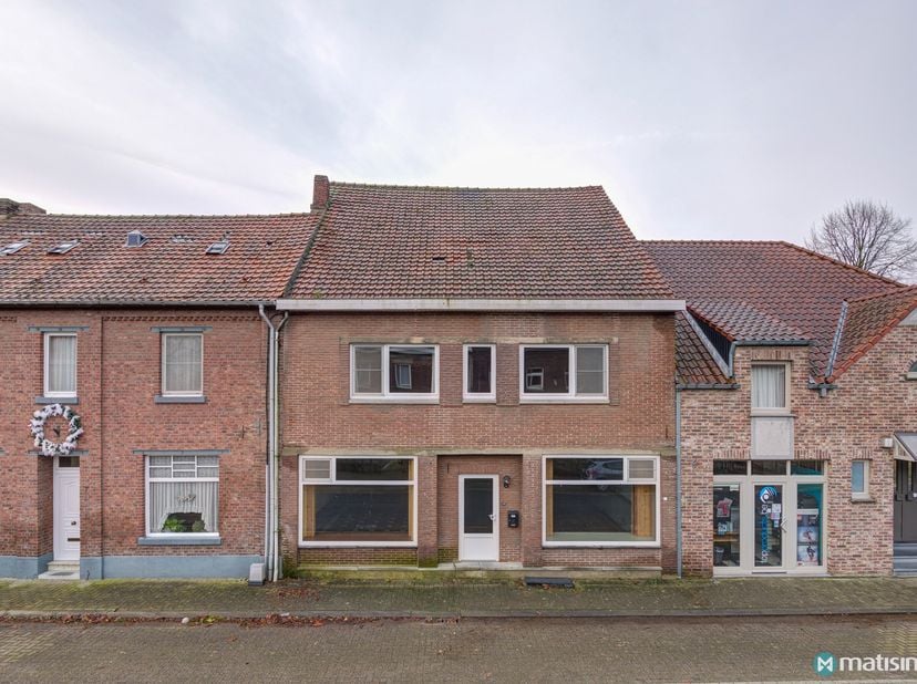 HANDELSPAND MET 4 SLAAPKAMERS EN RUIME GARAGE TE DILSEN-STOKKEM&lt;br /&gt;
&lt;br /&gt;
*** Bekijkt U deze woning via een aanverwante website? Surf dan naar http