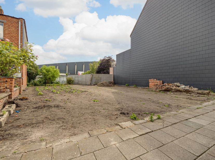 Terrain à vendre
                    à 2800 Mechelen
