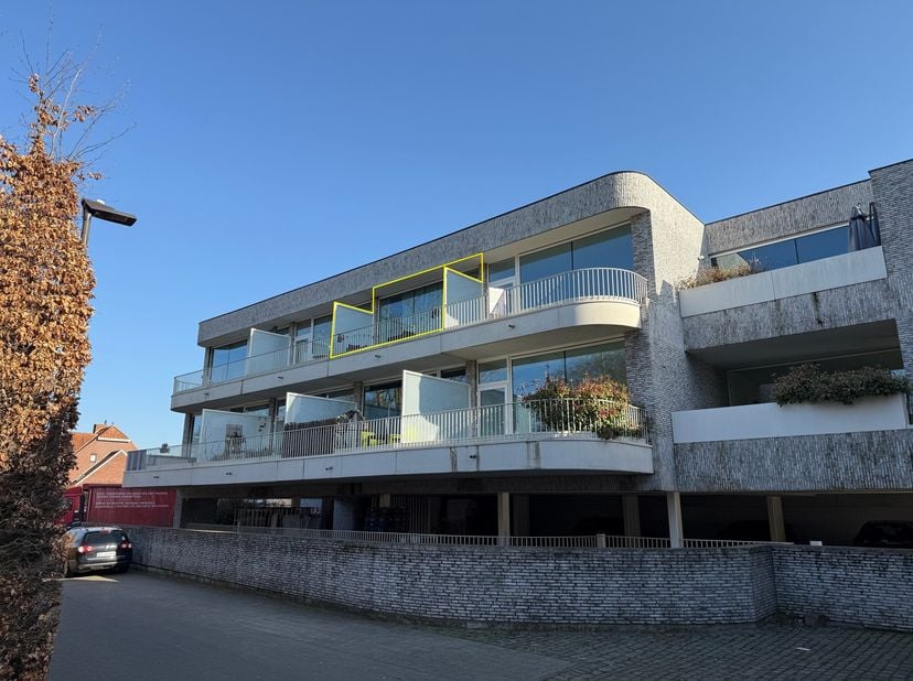 Appartement à louer
                    à 8700 Tielt