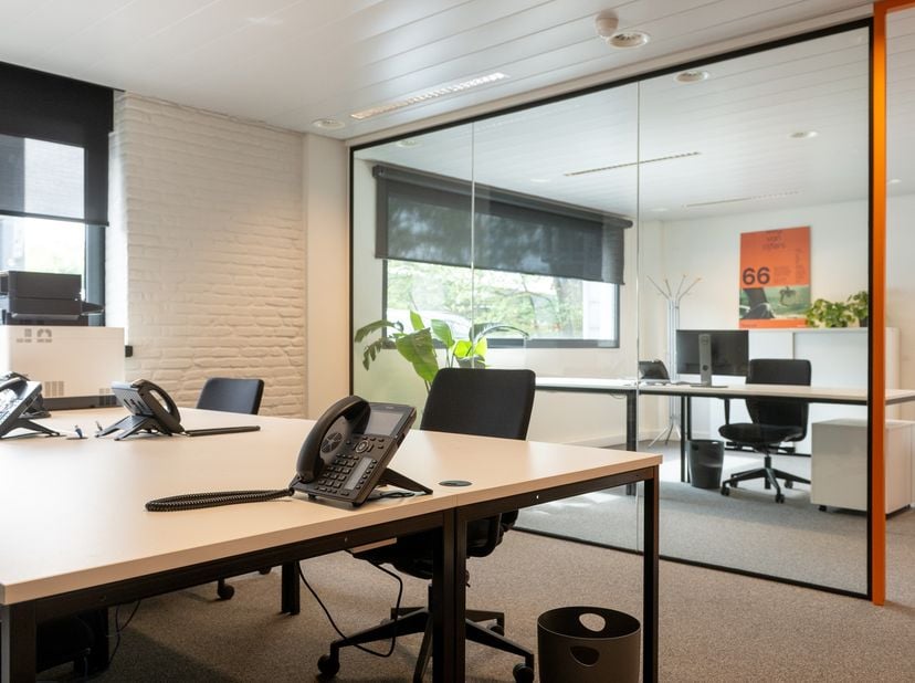 Compleet uitgeruste ruime kantoorruimtes te huur op toplocatie Brechtsebaan in Schoten!&lt;br /&gt;
&lt;br /&gt;
Centrale ligging in Schoten: industriepark Brecht