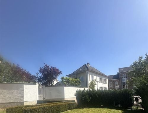                                         Usage mixte à vendre à Landen, € 535.000
