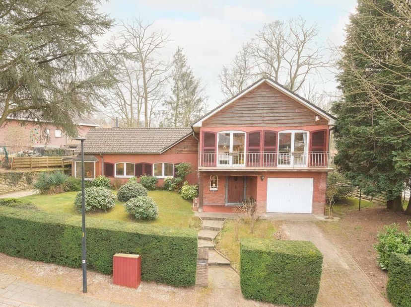 À VENDRE : Villa à rénover dans le quartier résidentiel d&#039;Everberg Adresse : Everslaan 38, 3078 EverbergCette charmante villa individuelle allie espac