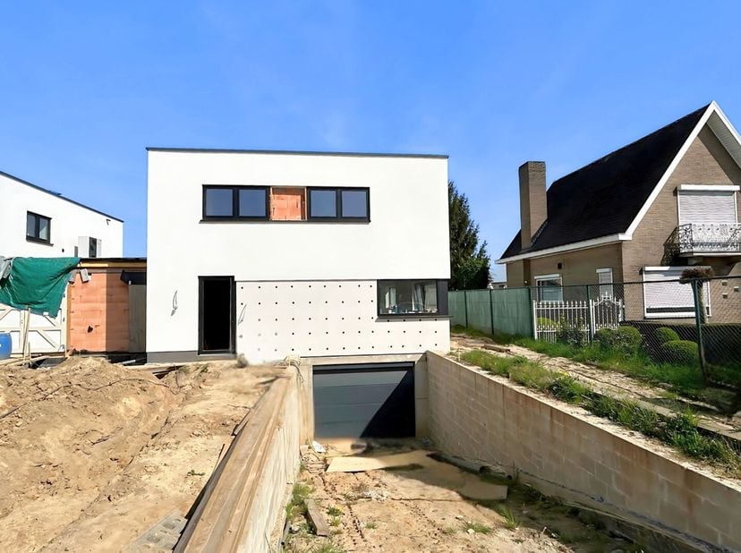 Energiezuinige nieuwbouwwoning vlakbij Maastricht onder registratierechten&lt;br /&gt;
Deze royale nieuwbouwwoning is gelegen op een perceel van 501 m² in V