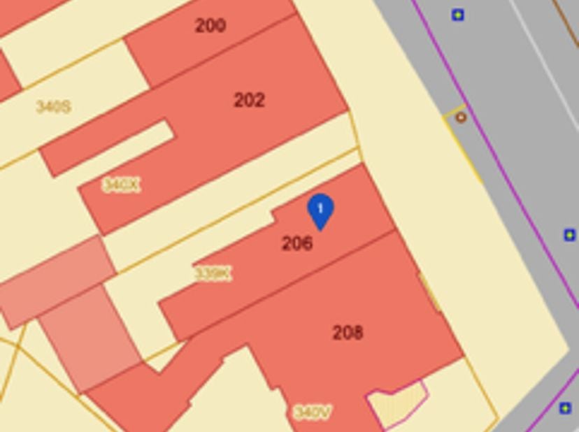 Ontdek deze interessante bouwgrond van 288 m², ideaal gelegen aan de André Dumontlaan 206 in Genk, op een steenworp van het innovatieve Thor Park.&lt;br
