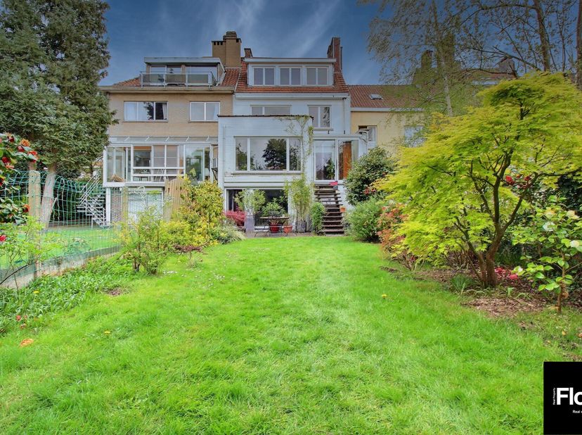 Vidéo: https://vm.tiktok.com/ZNdheS63y/&lt;br /&gt;
Possibilité de location meublée sur demande.&lt;br /&gt;
FLOW Real Property vous propose cette superbe maison