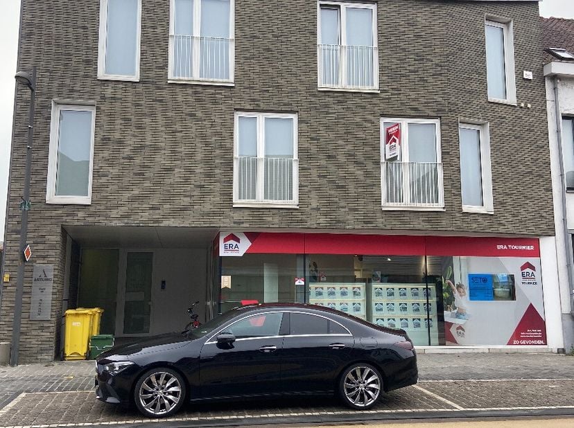 Appartement à louer
                    à 2400 Mol