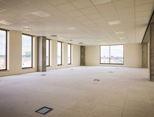                             Espace de bureaux à louer à Roeselare
