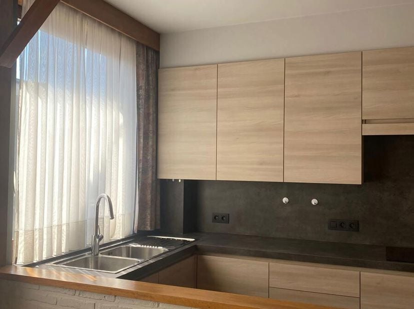 Appartement à louer
                    à 2170 Merksem