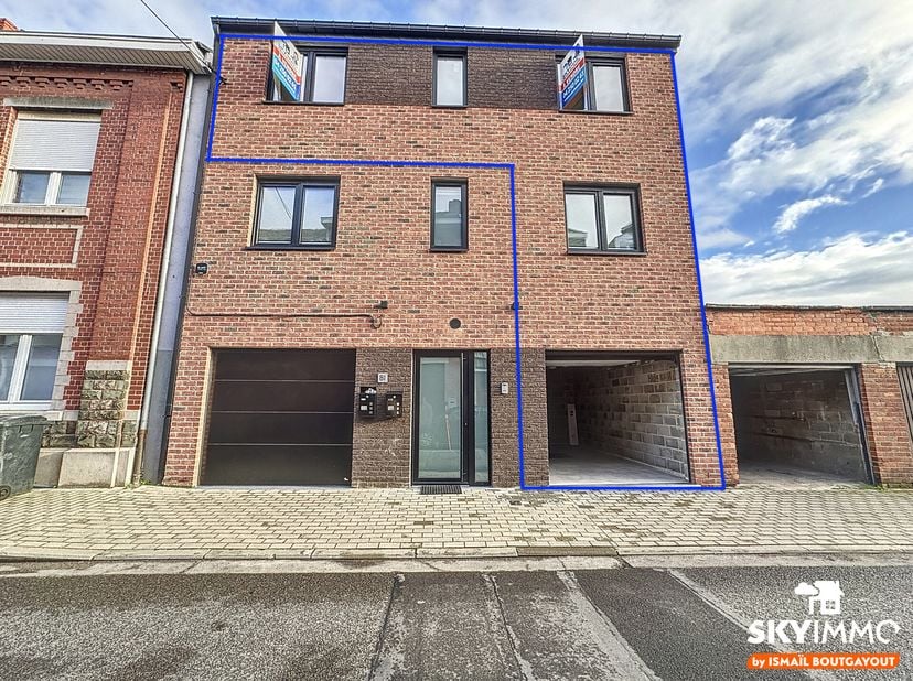 L&#039;agence SKYIMMO vous présente ce magnifique appartement duplex de standing situé sur la commune de Saint-Nicolas à proximité de lhôpital Mont Légia,