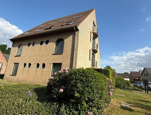                                         Appartement à louer à Lemberge, € 670
