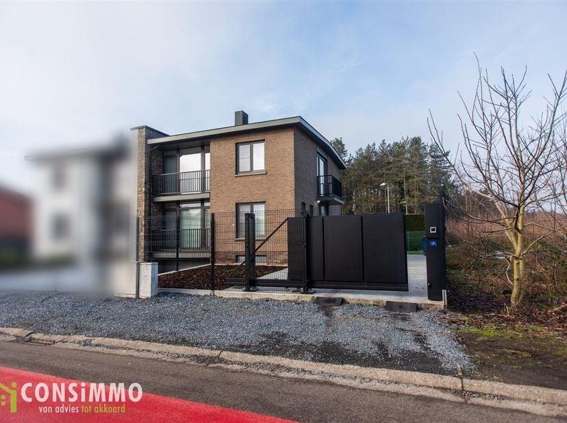 Bent u op zoek naar een instapklare, gerenoveerde woning in het centrum van Zutendaal? Bekijk dan dit huis gelegen te Kerkstraat 7!&lt;br /&gt;
&lt;br /&gt;
Het h