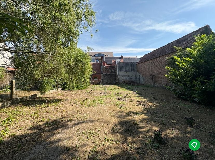 Terrain à vendre
                    à 8680 Koekelare