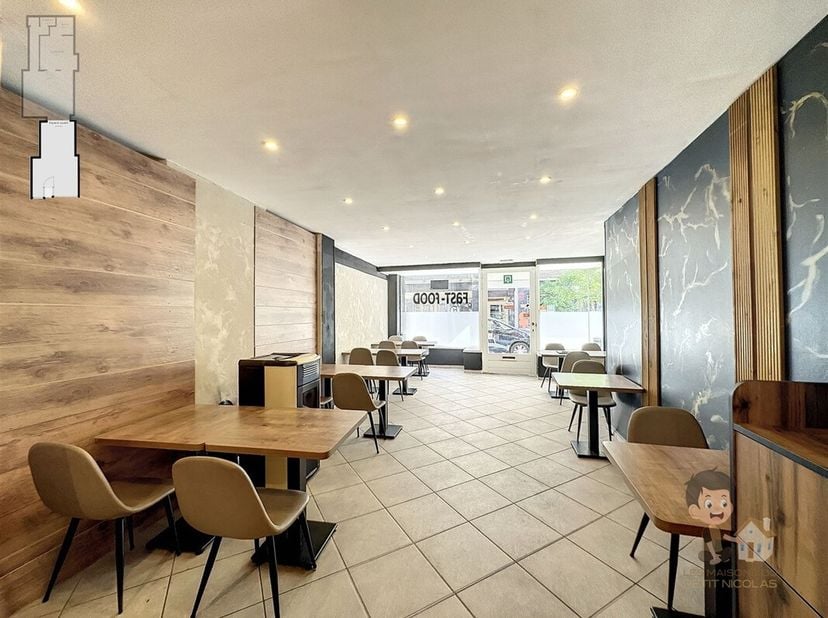 Immeuble de rapport à vendre : 3 unités + rez commercial à côté du Rive Gauche&lt;br /&gt;
Les maisons du petit Nicolas ont le plaisir de vous présenter cet