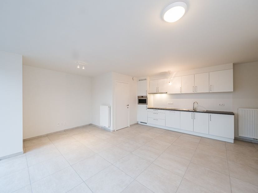 -Residentie Tempelhof is een kleinschalige residentie gelegen in centrum Gistel!&lt;br /&gt;
	-Op wandelafstand van de markt, openbare diensten en diverse h