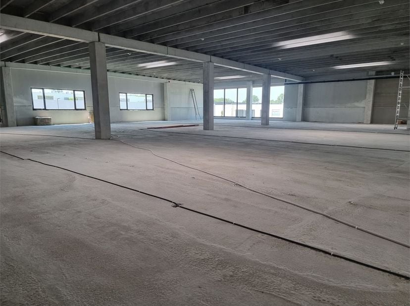 Bien professionnel à vendre
                    à 2235 Westmeerbeek