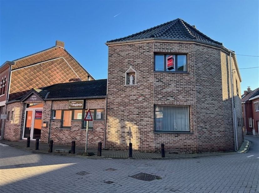 Bedrijfsvastgoed te koop
                    in 3440 Zoutleeuw