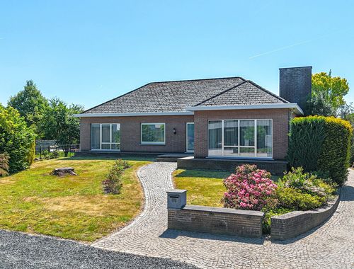                                         Maison à vendre à Heusden, € 349.000
