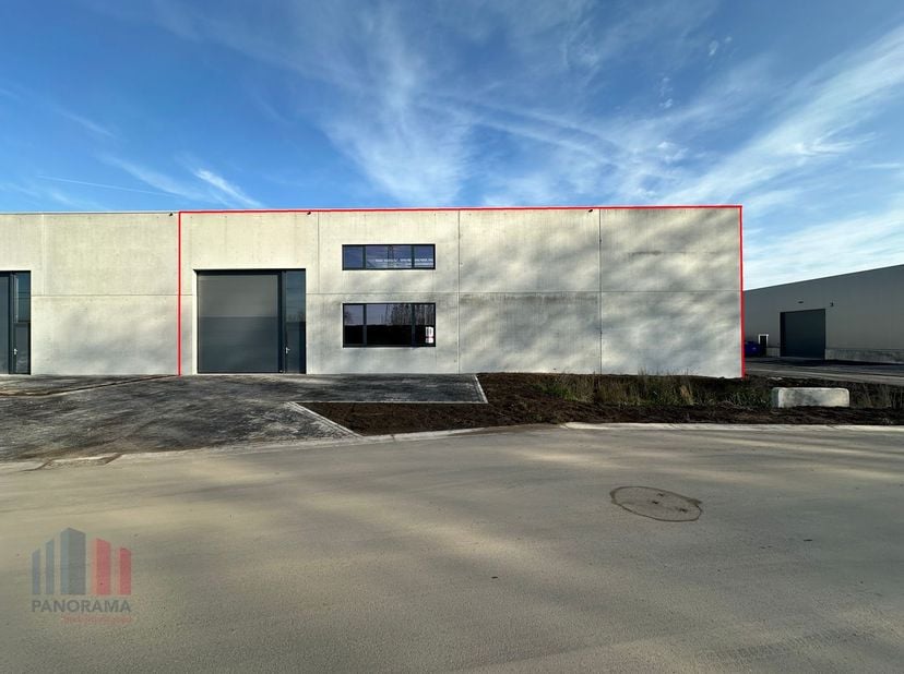 Bien professionnel à vendre
                    à 8570 Vichte