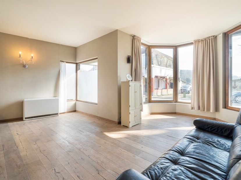 Vous êtes à la recherche d&#039;un appartement d&#039;une chambre au rez-de-chaussée avec jardin ? Ceci est une excellente option ! L&#039;appartement est situé dans