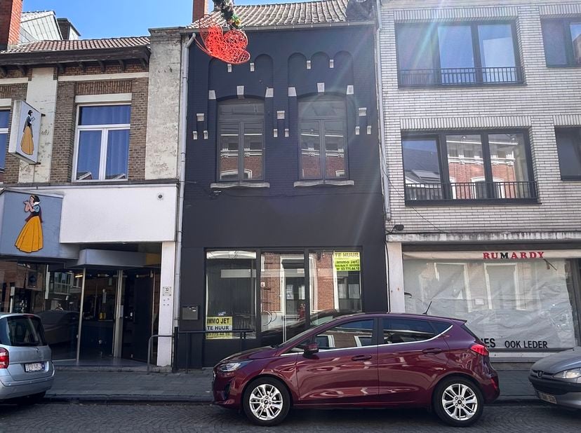 Bien professionnel à louer
                    à 9120 Beveren-Waas