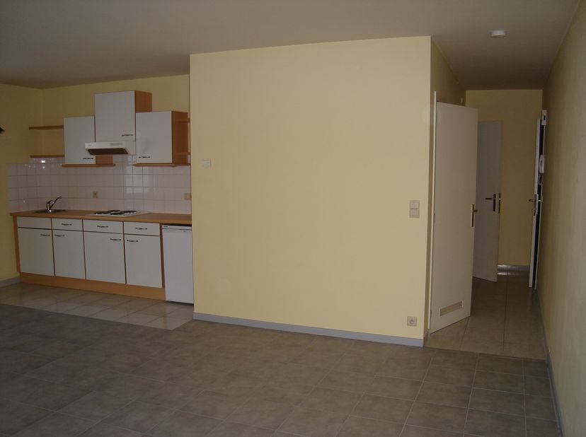 Appartement à louer
                    à 8930 Menen