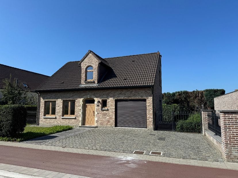 Maison à louer
                    à 1982 Elewijt