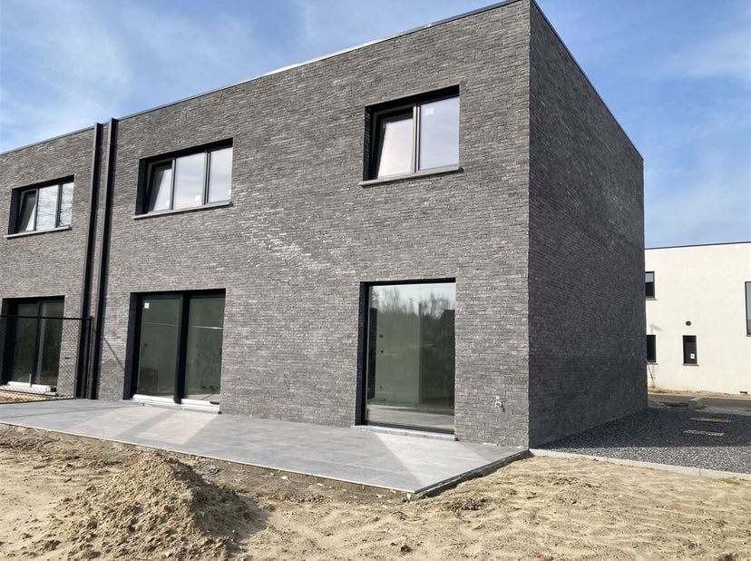 Huis te koop
                    in 3271 Averbode